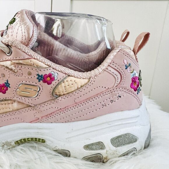 Skechers D'Lites Spring Bloom Pink Floral Embroidered Sneakers Memory Foam 6.5 - Picture 3 of 8